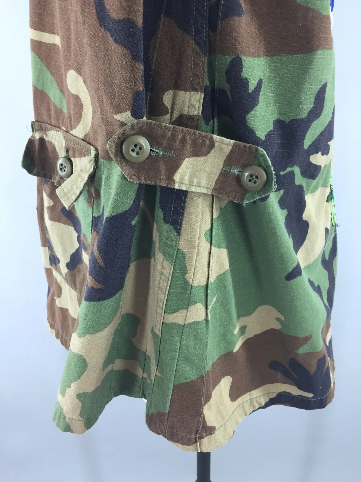 Embroidered US Army Camouflage Jacket / Military Style Coat with Floral Embroidery
