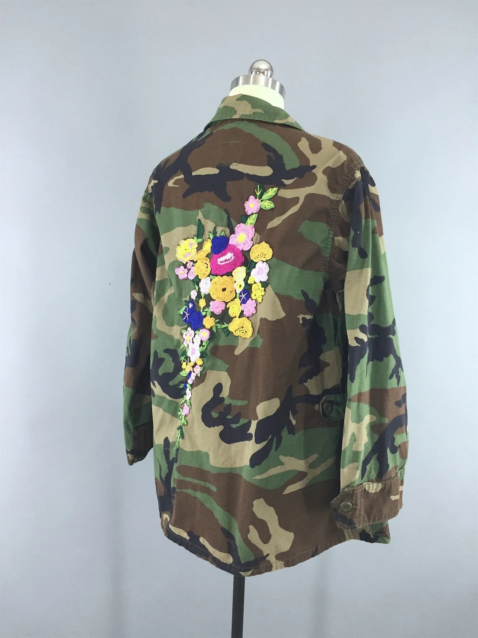 Embroidered US Army Camouflage Jacket / Military Style Coat with Floral Embroidery