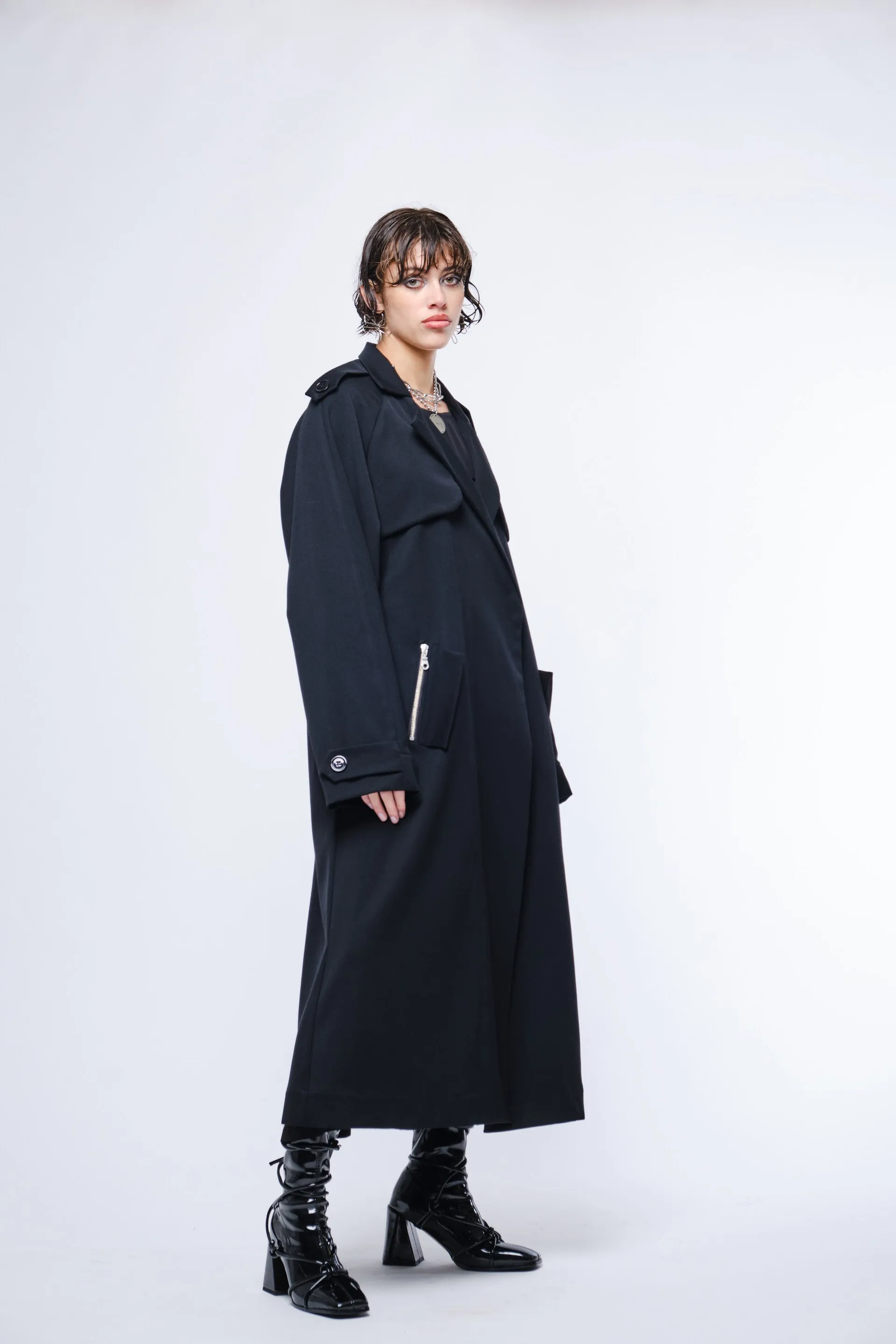 JPalm - Coal Trench Black