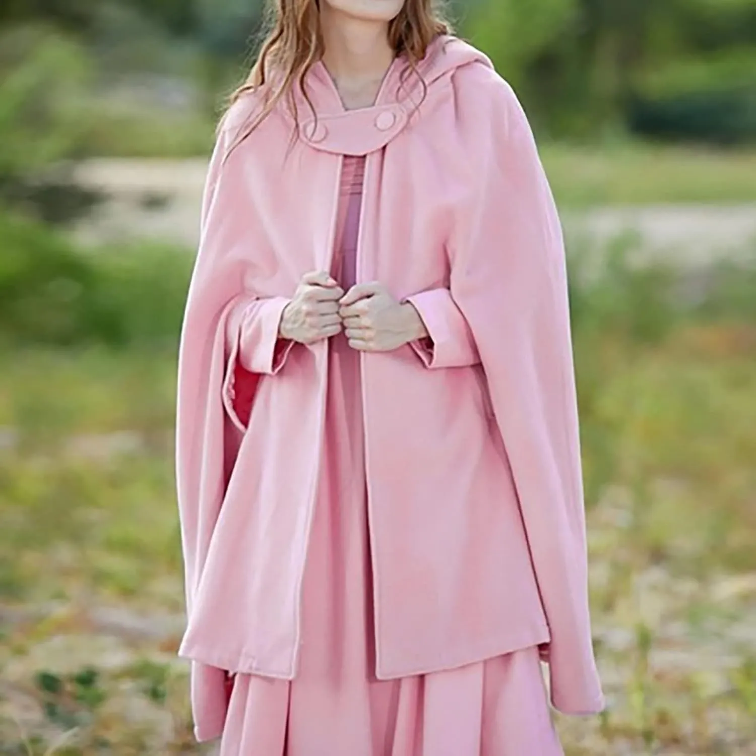 tuduoms Women's Winter Hooded Cape Poncho Coat Wool Blend Short Cape Jacket Renaissance Witch Cosplay Cape Halloween Costumes