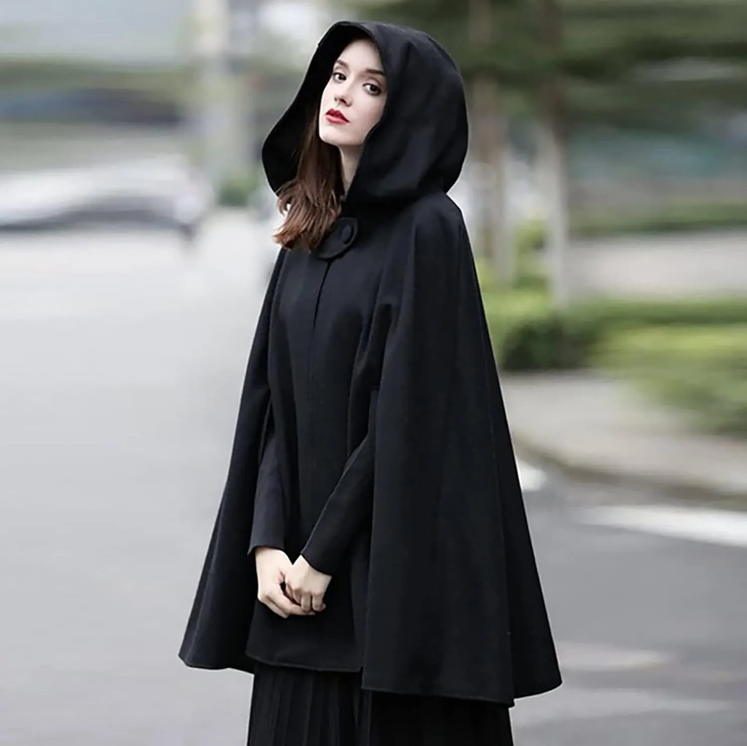 tuduoms Women's Winter Hooded Cape Poncho Coat Wool Blend Short Cape Jacket Renaissance Witch Cosplay Cape Halloween Costumes