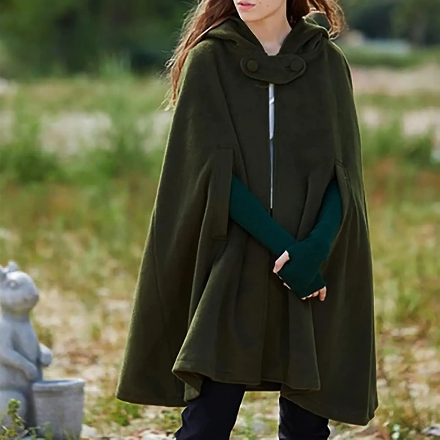 tuduoms Women's Winter Hooded Cape Poncho Coat Wool Blend Short Cape Jacket Renaissance Witch Cosplay Cape Halloween Costumes